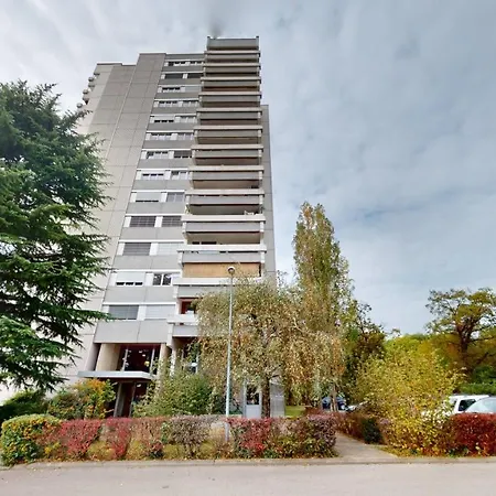 2 Bedroom With View - Close To Geneva & Lausanne Apartamento *