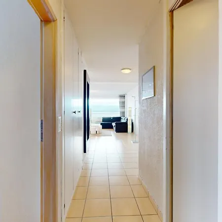 2 Bedroom With View - Close To Geneva & Lausanne *