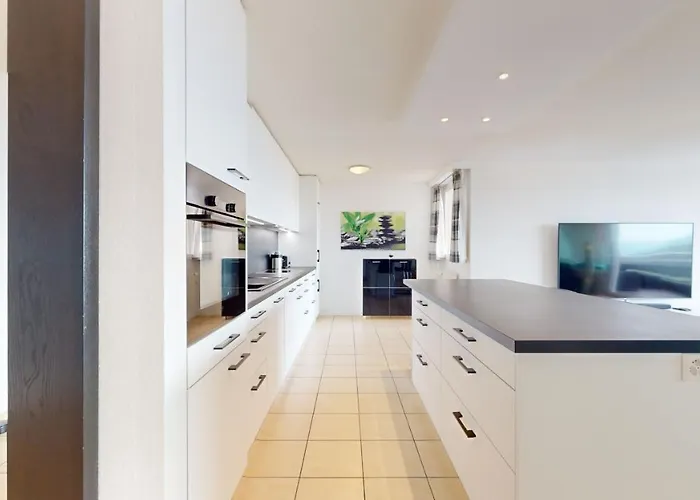 2 Bedroom With View - Close To Geneva & Lausanne * Gland