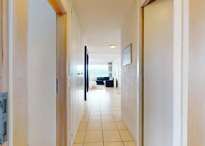 2 Bedroom With View - Close To Geneva & Lausanne *